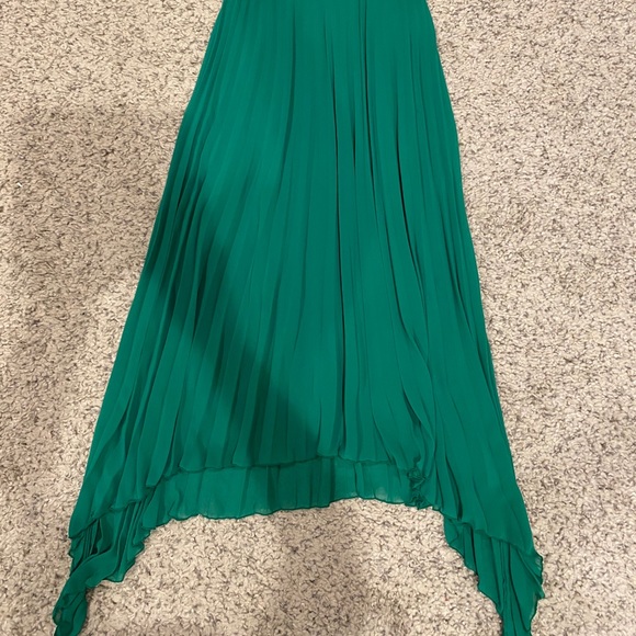 Emerald Green Slip Dress - Picture 4 of 4